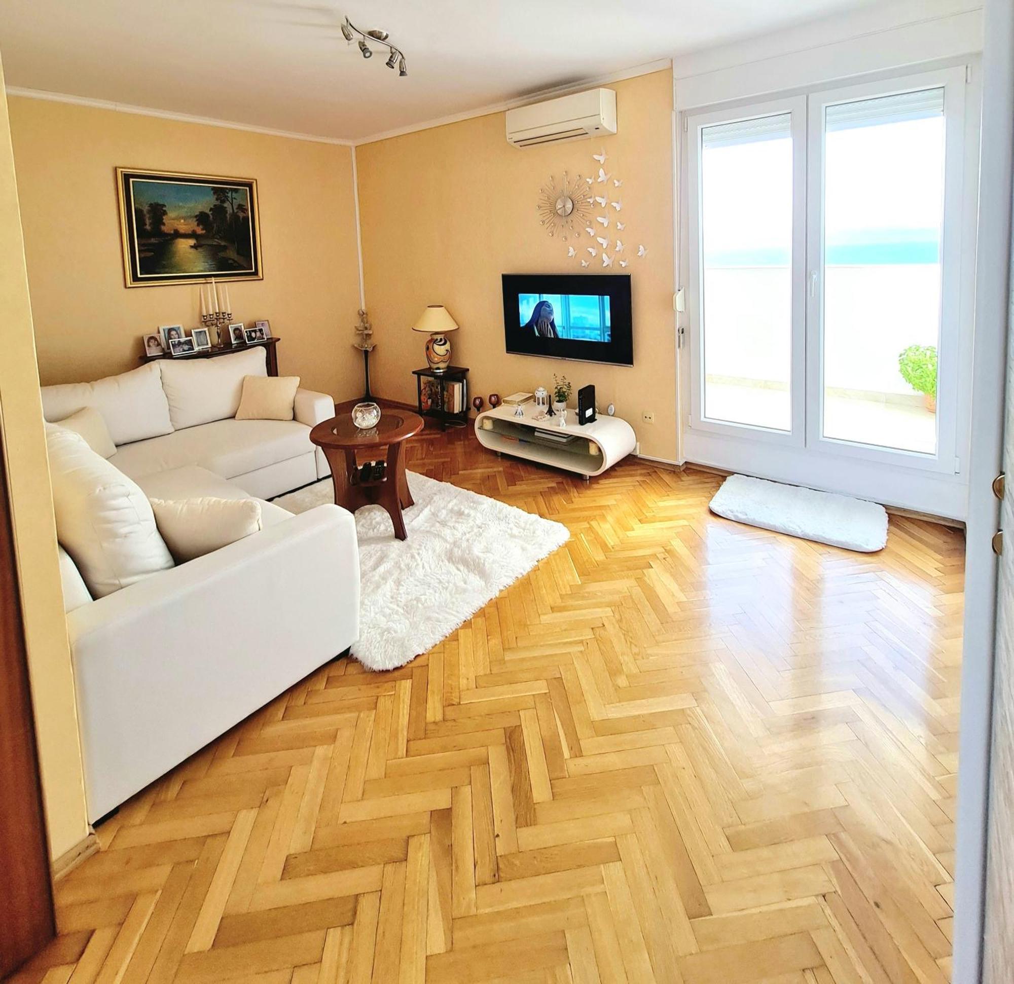 Leilighet Erca
